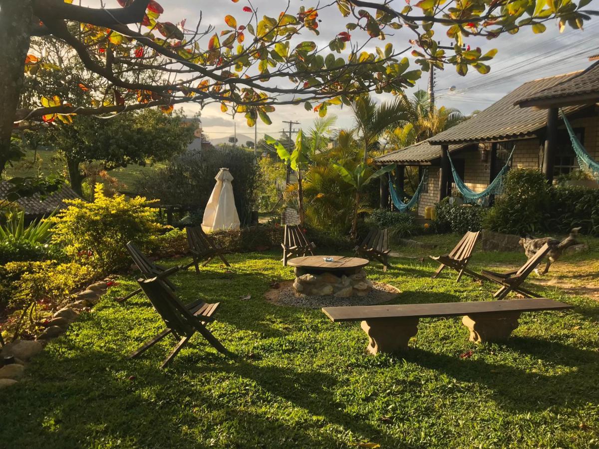 Haleakala Hostel & Pousada Praia do Rosa Εξωτερικό φωτογραφία