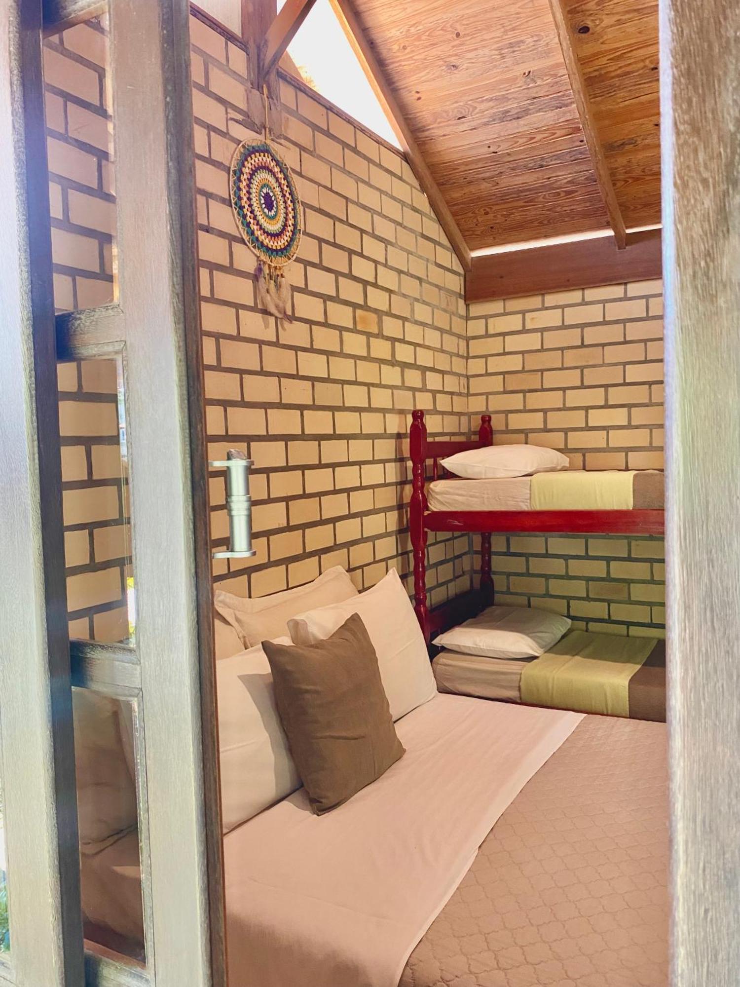Haleakala Hostel & Pousada Praia do Rosa Εξωτερικό φωτογραφία
